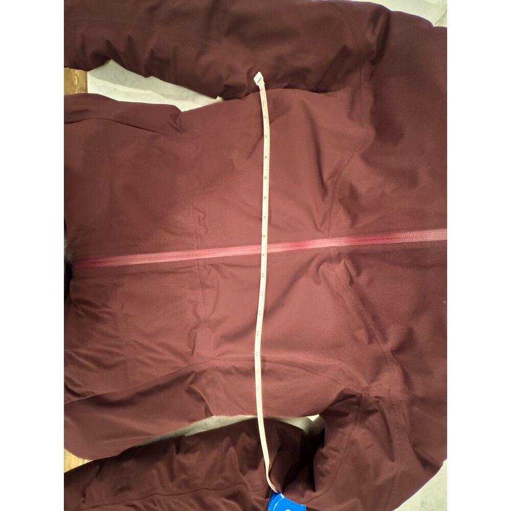 Lululemon NWOT Sleet Street Down Coat Eggplant Hooded Puffer Sz 8 - Picture 7 of 9